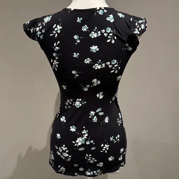 Maternity & Nursing V-Neck Top Sz 4/6 - Picture 7 of 9